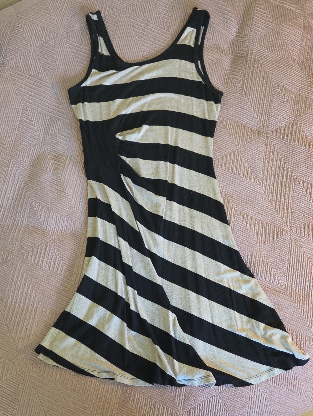 Calvin Klein Sleeveless Fit-and-Flare Dress Medium
